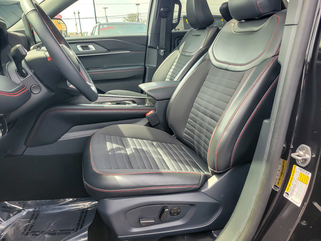 Certified 2025 Ford Explorer ST-Line w/ Premium Package image 10