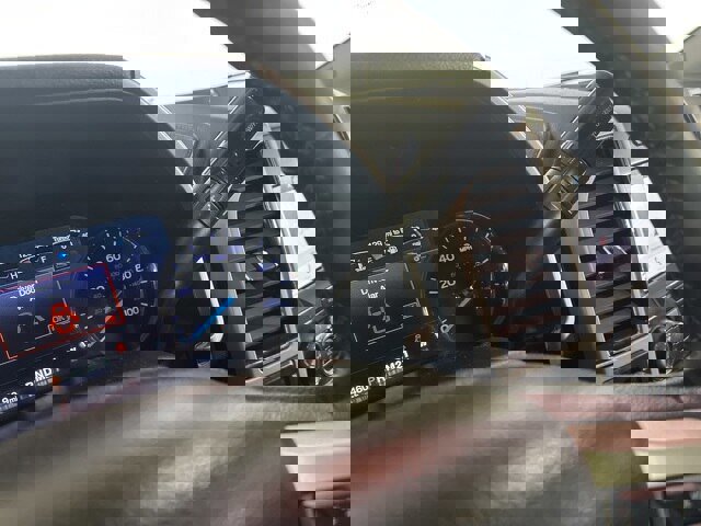 Certified 2019 Ford F350 Lariat w/ Lariat Ultimate Package image 15