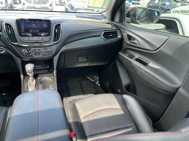 Used 2022 Chevrolet Equinox RS w/ RS Leather Package FWD image 11