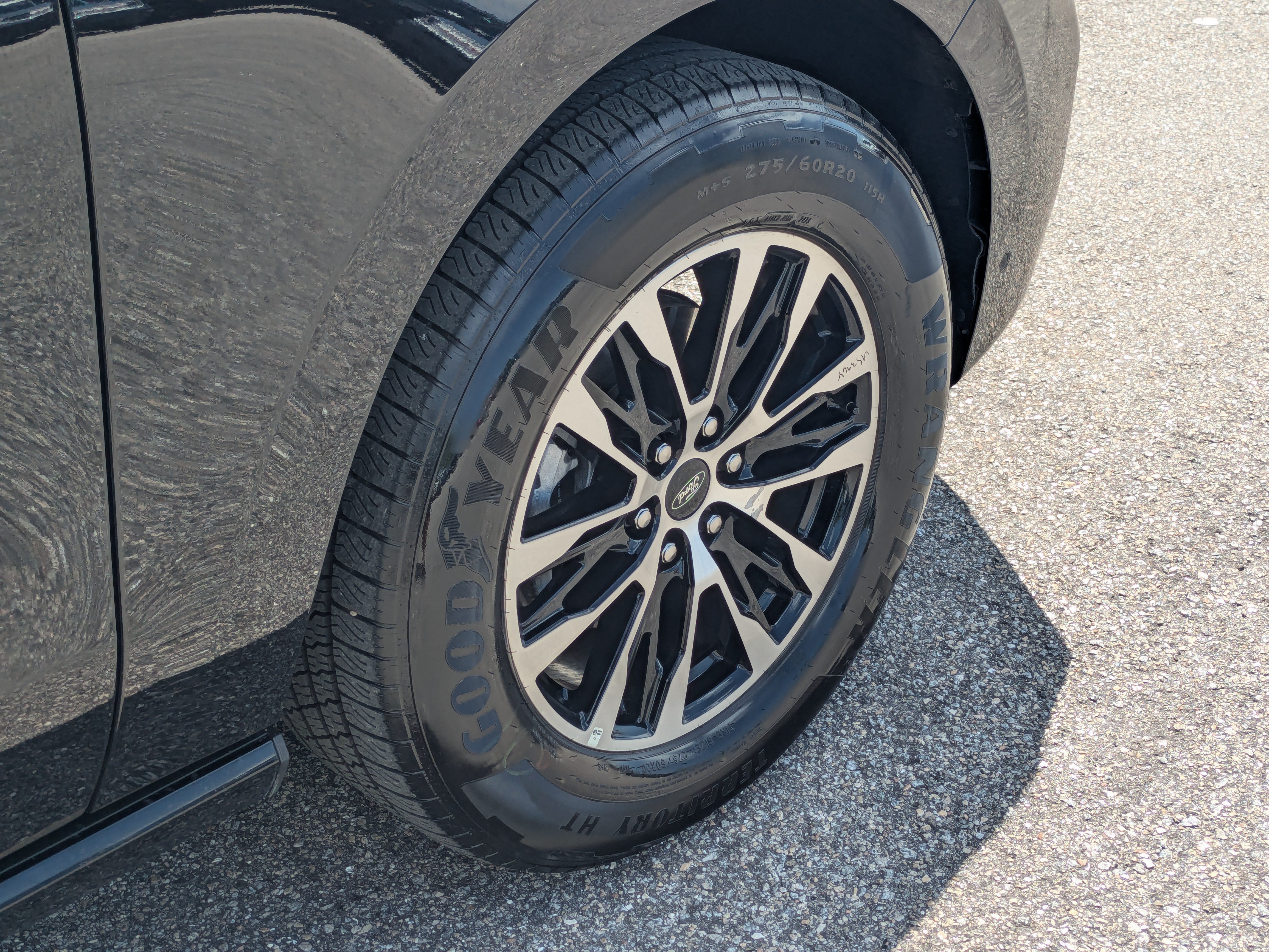 Certified 2025 Ford Expedition Platinum AWD/4WD image 13