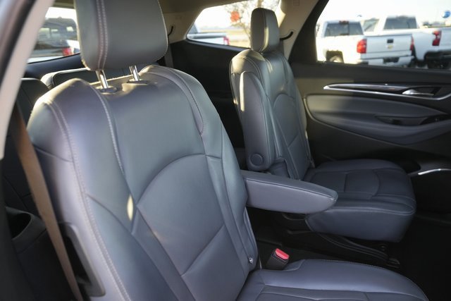 Used 2018 Buick Enclave Premium image 17