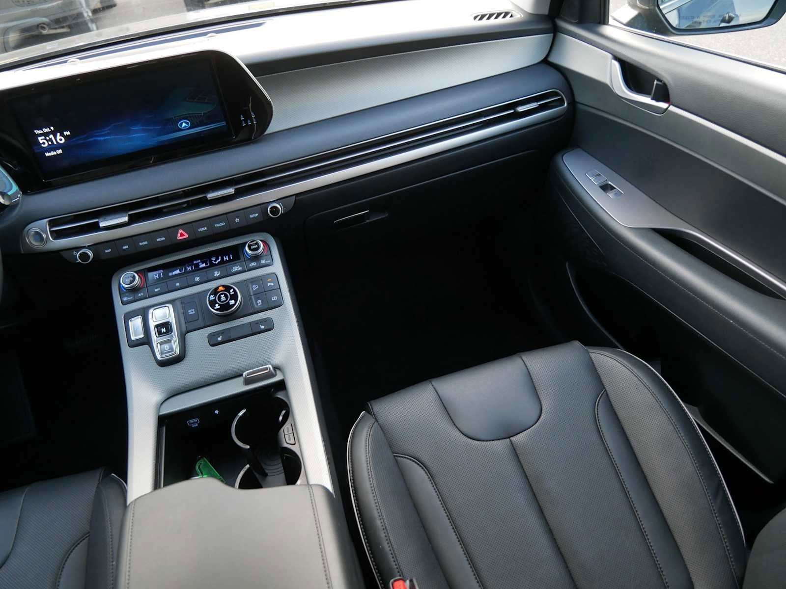 Used 2025 Hyundai Palisade SEL image 12