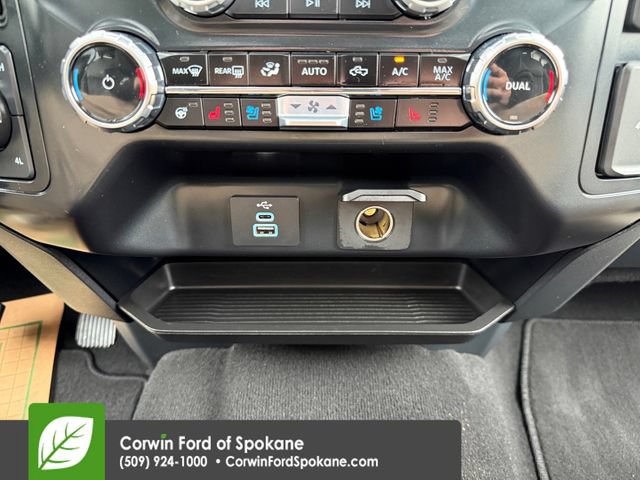 Certified 2025 Ford F350 Lariat w/ Camper Package AWD/4WD image 31