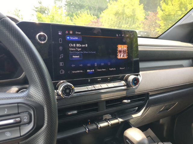 Used 2023 Chevrolet Colorado W/T RWD image 18