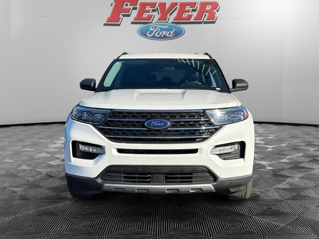 Certified 2023 Ford Explorer XLT w/ Equipment Group 202A AWD/4WD image 8