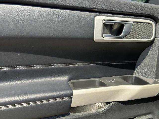 Certified 2021 Ford Explorer XLT RWD image 21