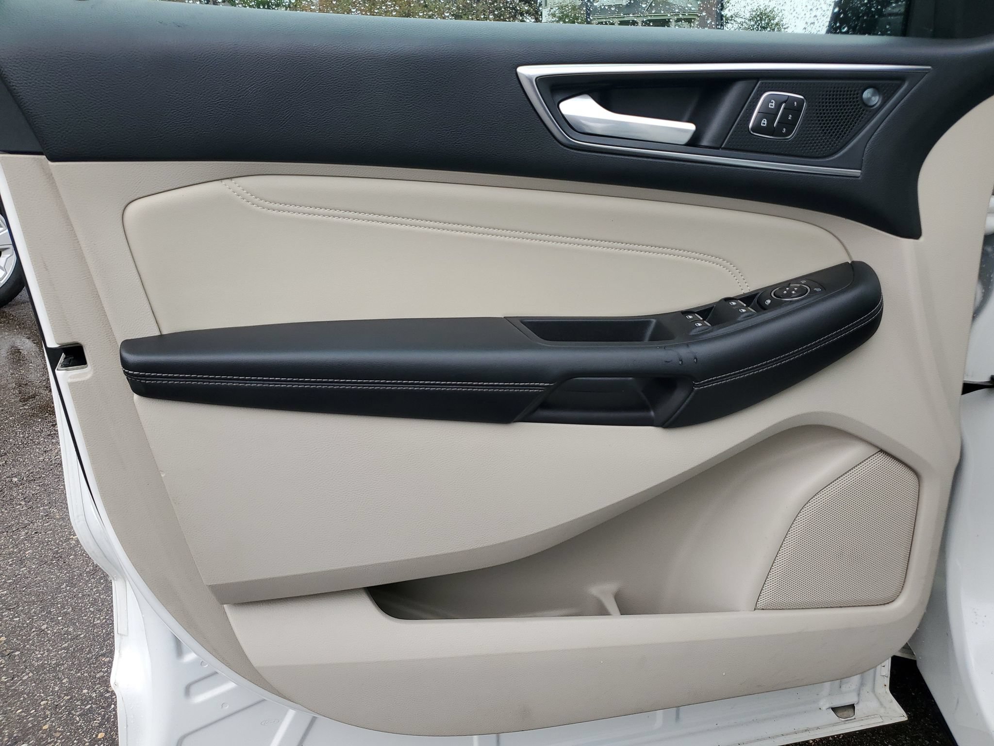 Certified 2021 Ford Edge Titanium AWD/4WD image 13