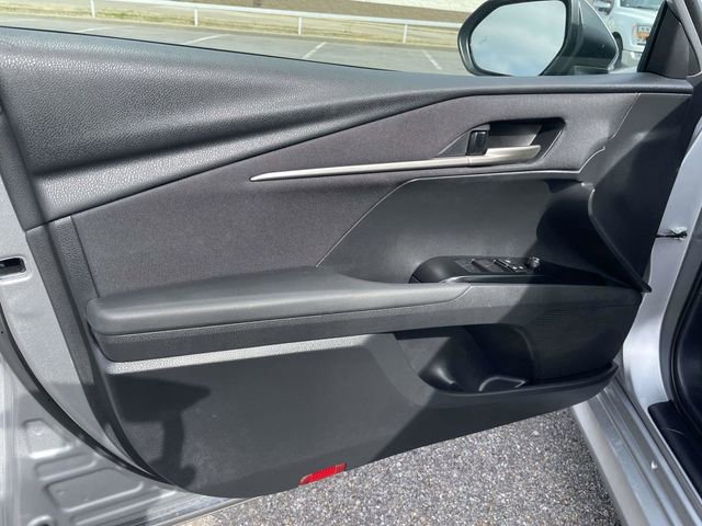 Used 2025 Toyota Camry LE image 14