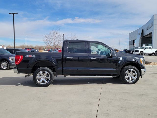 Certified 2022 Ford F150 XLT w/ Equipment Group 302A High image 4