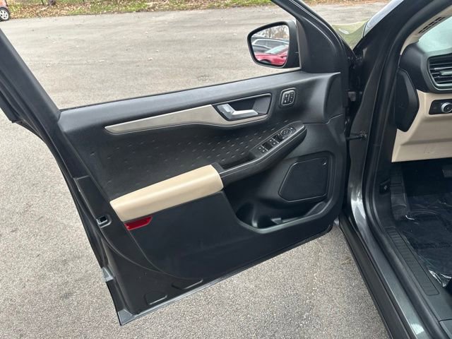 Certified 2020 Ford Escape SEL image 23