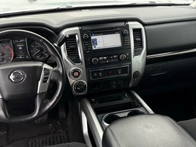 Used 2016 Nissan Titan XD image 23