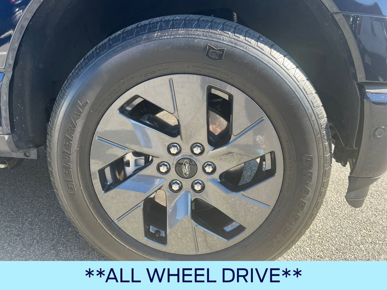 Certified 2023 Ford F150 Lightning Lariat w/ Equipment Group 511A High image 17