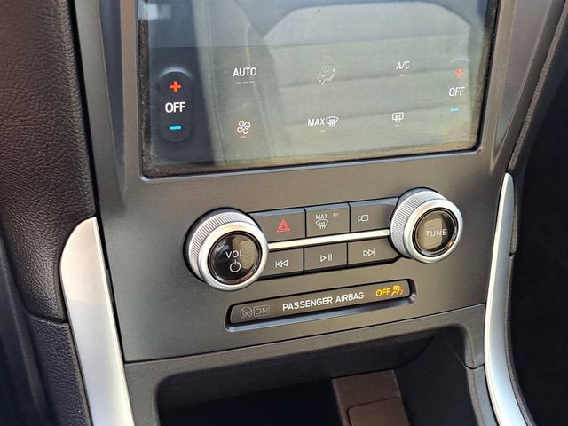 Certified 2024 Ford Edge SE w/ Black Appearance Package image 18