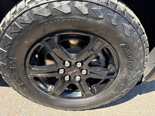 Used 2022 GMC Acadia AT4 w/ Preferred Package AWD/4WD image 14