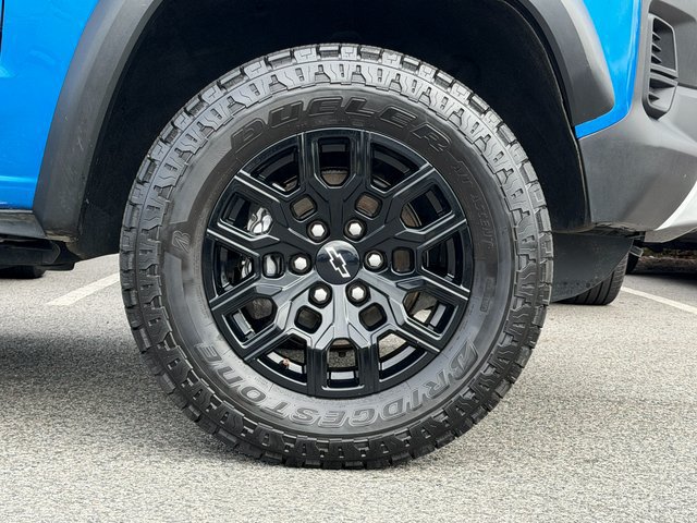 Used 2023 Chevrolet Colorado Trail Boss AWD/4WD image 26