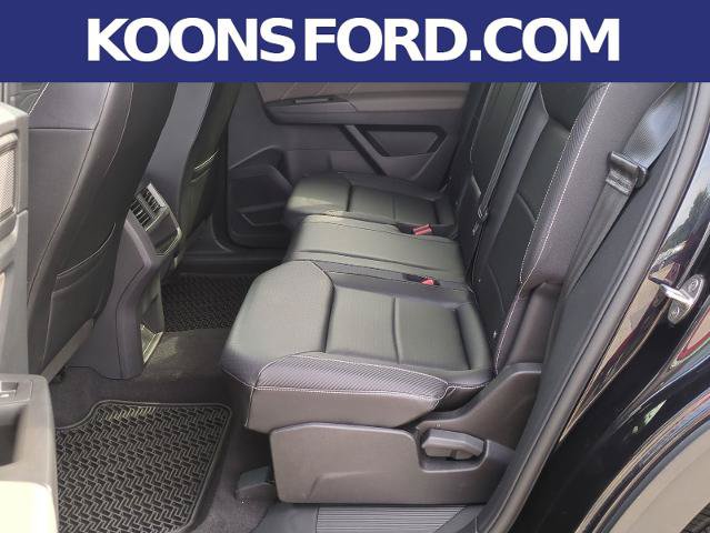 Used 2022 Volkswagen Atlas Cross Sport SE w/ Black Wheel Package AWD/4WD image 21