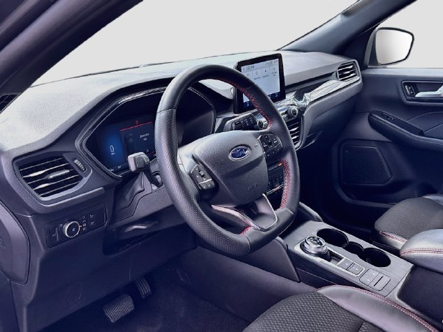 Certified 2025 Ford Escape ST-Line Select AWD/4WD image 9
