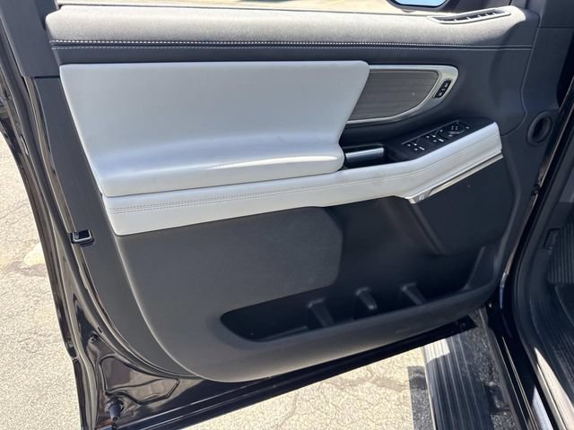 Certified 2025 Ford Expedition Max Platinum AWD/4WD image 19