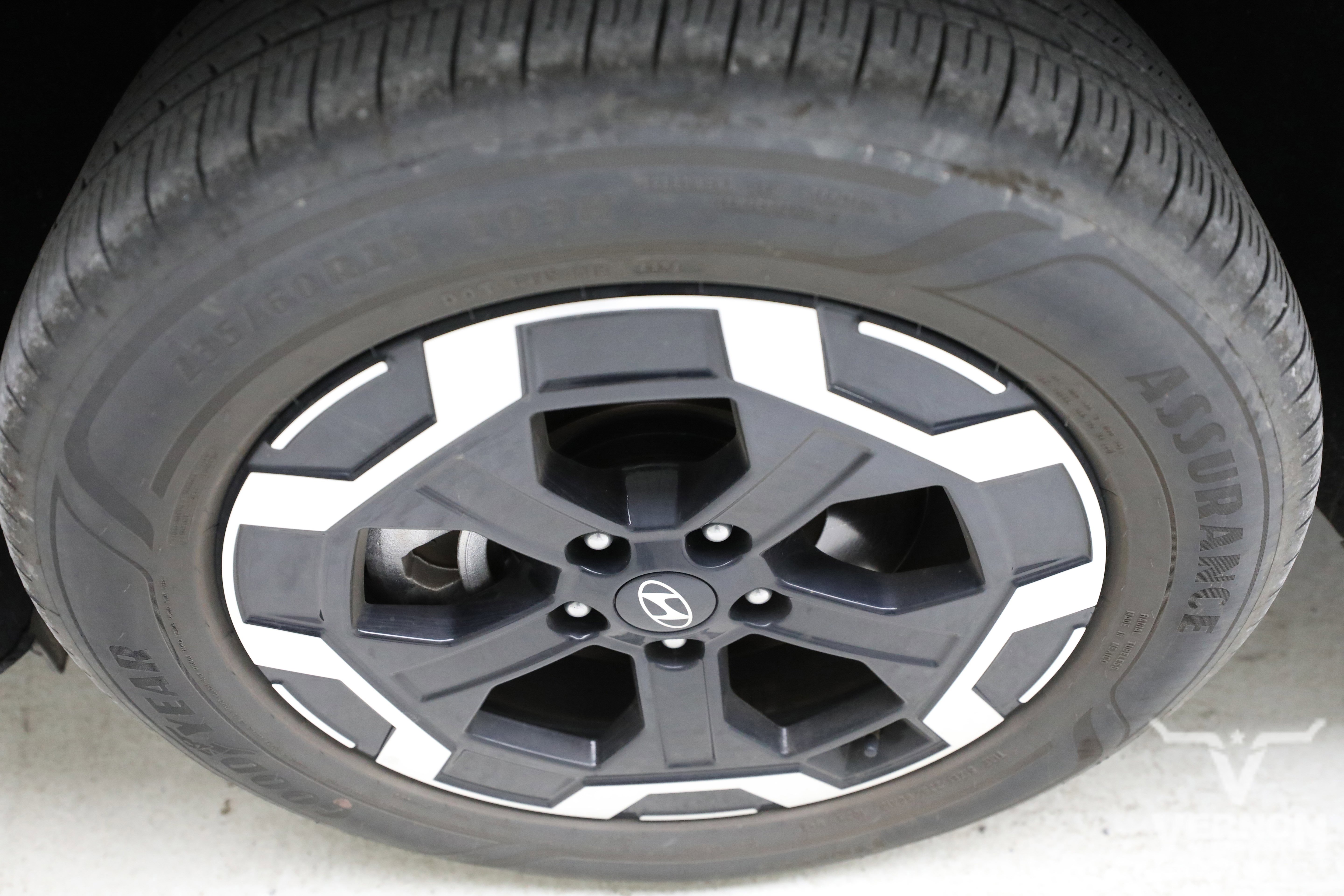 Used 2025 Hyundai Santa Fe SEL image 11