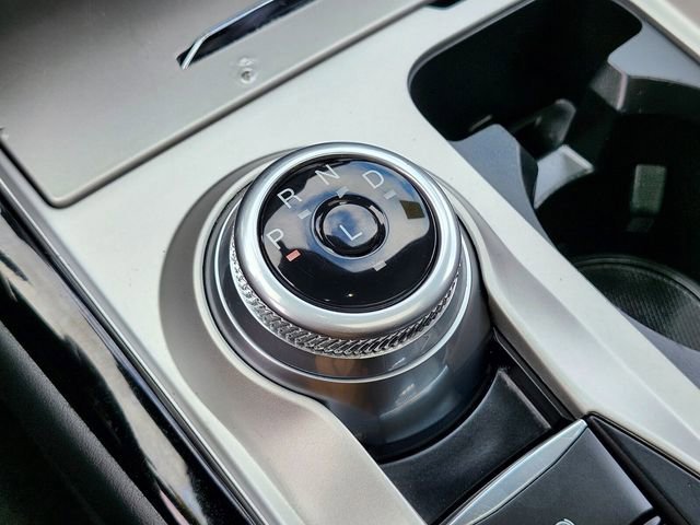 Certified 2022 Ford Explorer ST-Line w/ Class IV Trailer Tow Package image 28