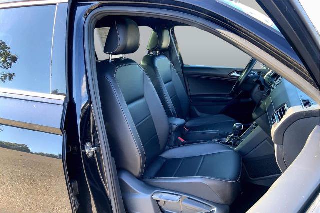 Used 2021 Volkswagen Tiguan SE R-Line AWD/4WD image 8