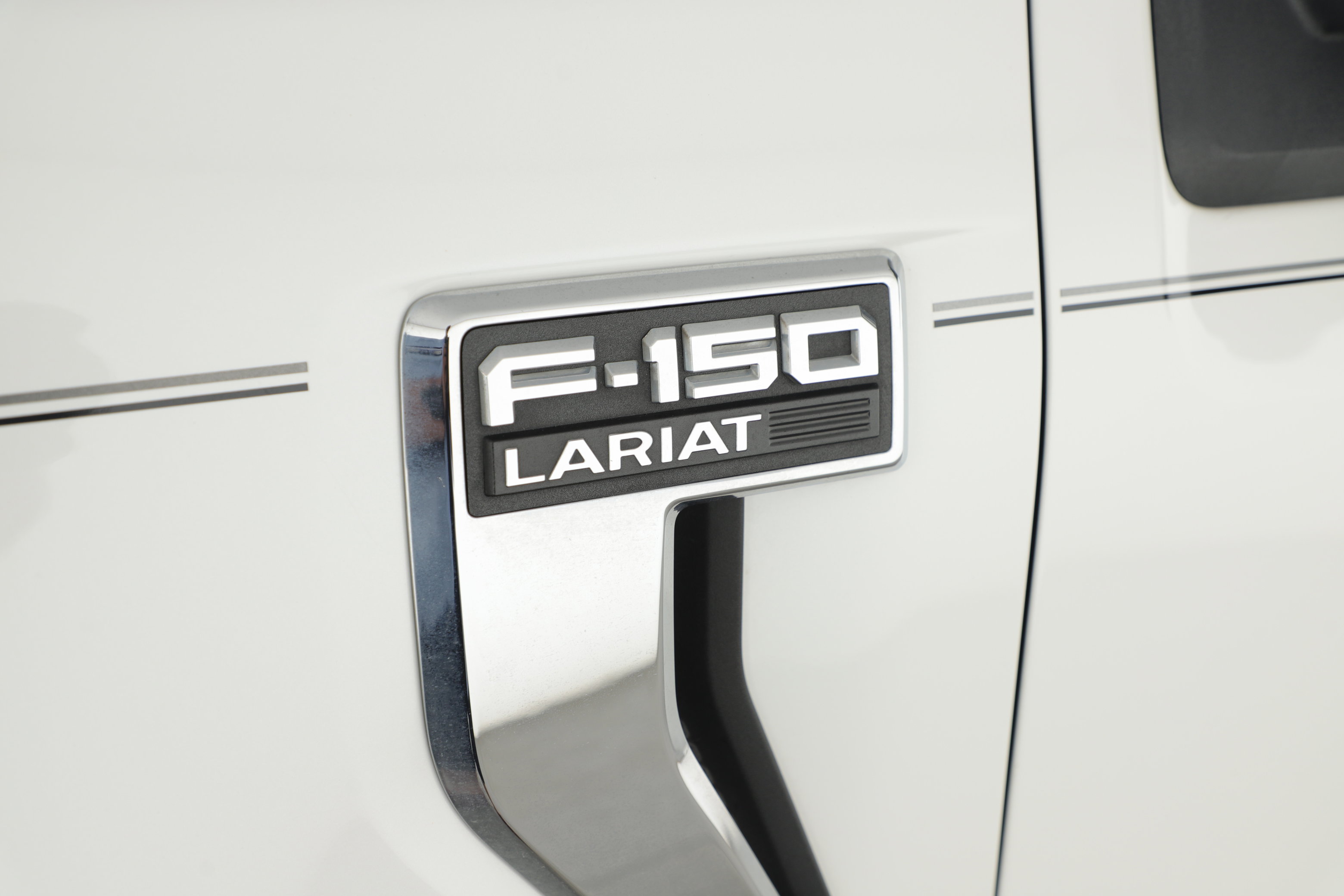 Certified 2021 Ford F150 Lariat w/ Equipment Group 502A High image 6