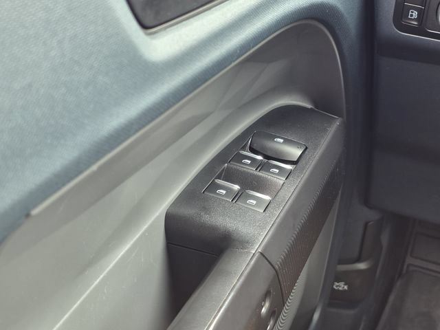 Certified 2025 Ford Maverick XL FWD image 16