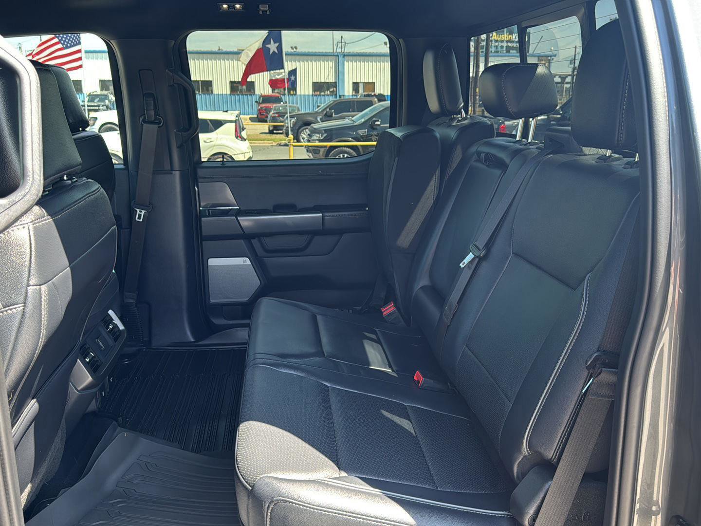 Certified 2025 Ford F150 Lariat w/ Equipment Group 501A Mid image 26