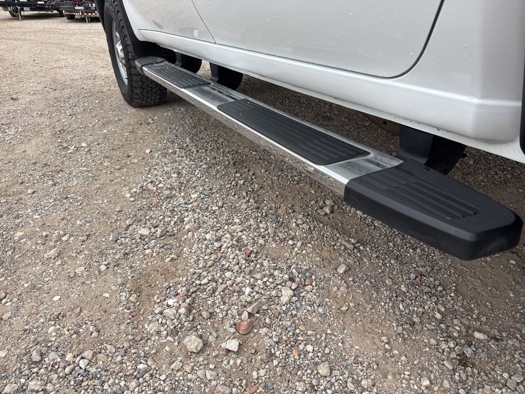 Used 2024 GMC Sierra 2500 Pro w/ Convenience Package image 16