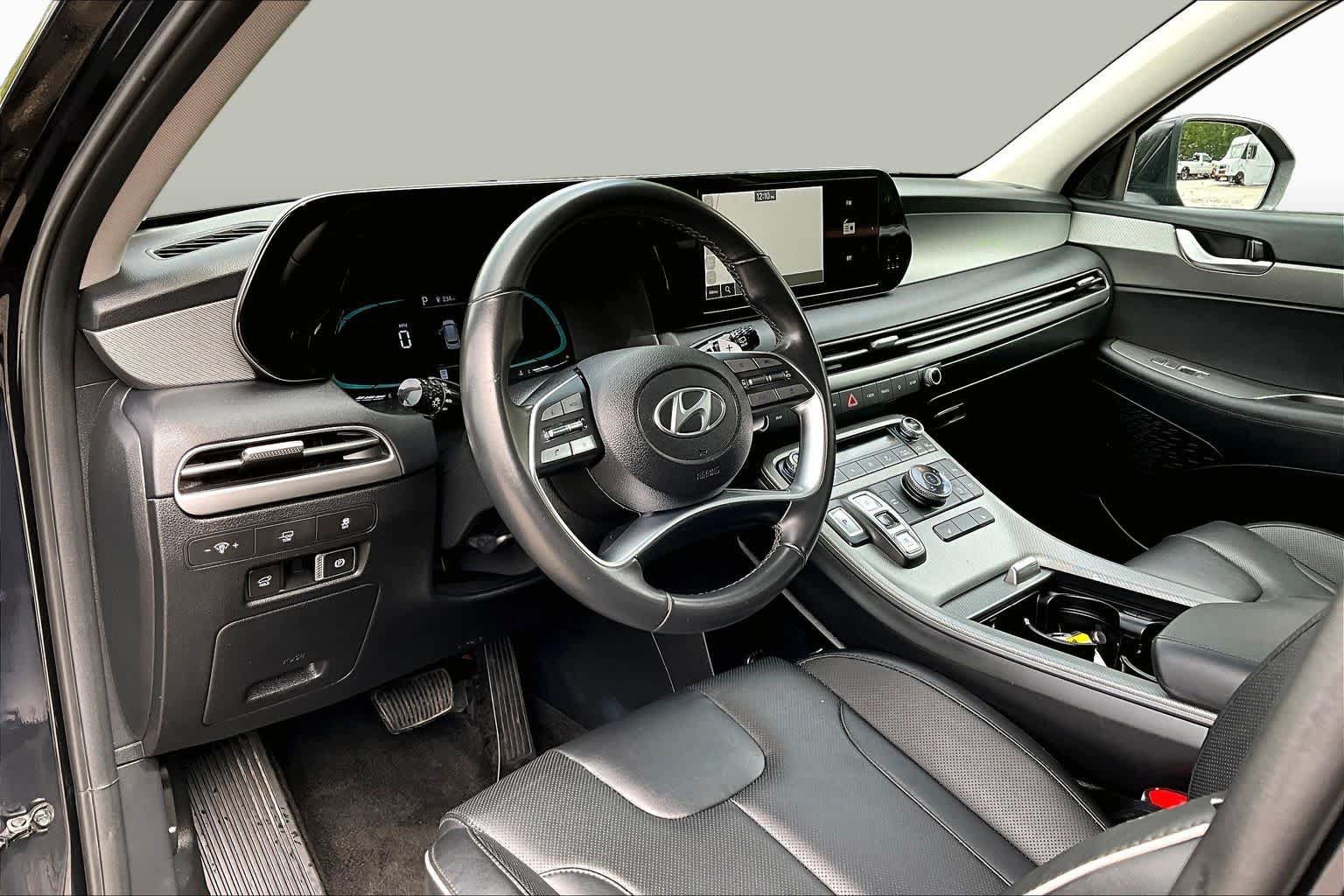 Used 2025 Hyundai Palisade SEL AWD/4WD image 18