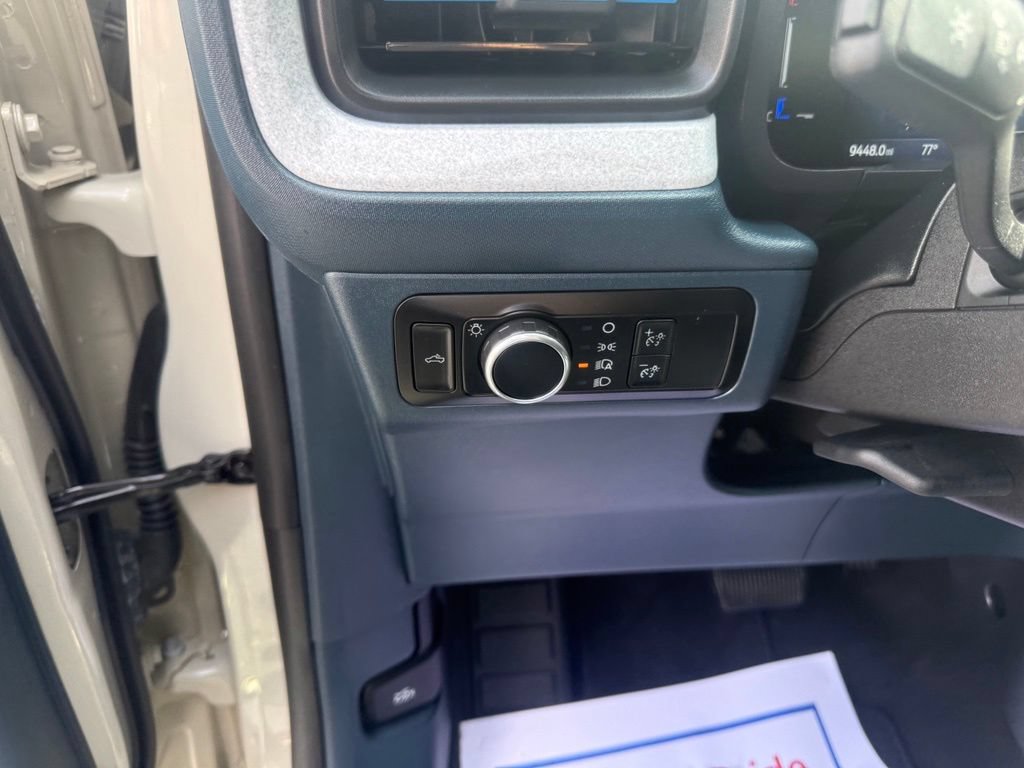 Certified 2025 Ford Maverick XLT w/ Equipment Group 302A AWD/4WD image 18