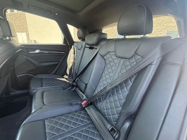 Used 2019 Audi SQ5 Prestige w/ Prestige Package AWD/4WD image 32