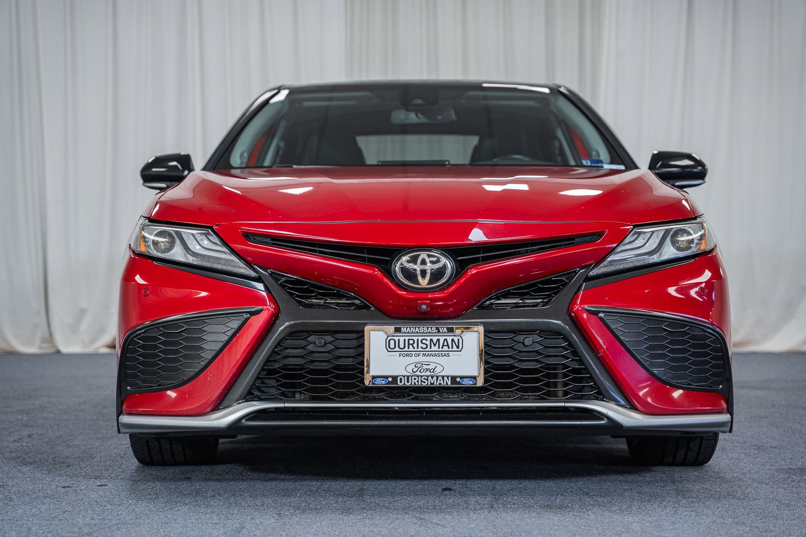 Used 2021 Toyota Camry XSE w/ Navigation Package AWD/4WD image 2