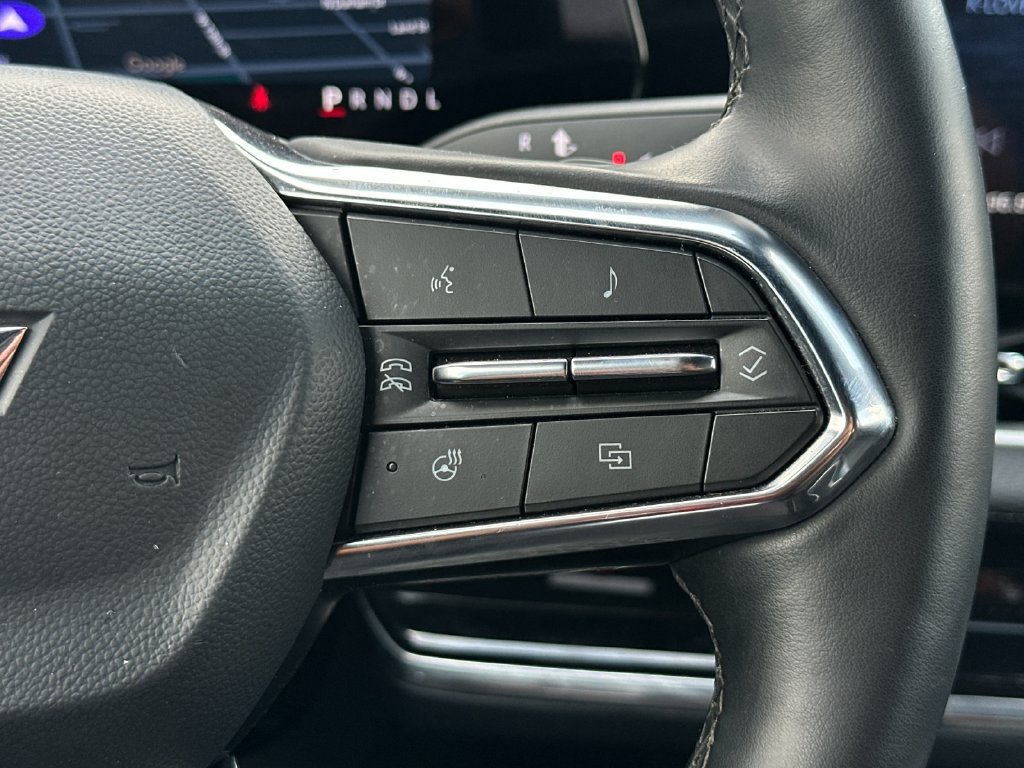 Used 2025 Chevrolet Equinox LT AWD/4WD image 25