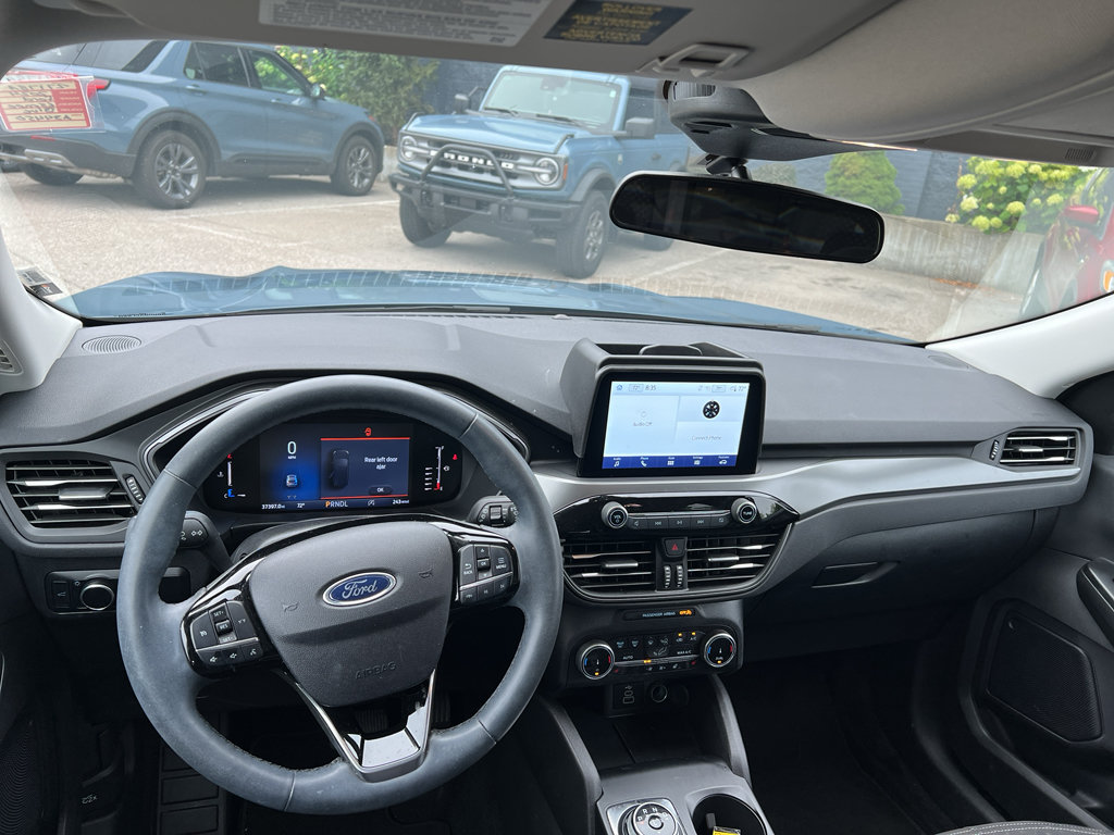 Certified 2024 Ford Escape Active AWD/4WD image 11