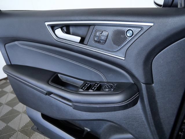 Certified 2024 Ford Edge Titanium w/ Equipment Group 301A AWD/4WD image 27