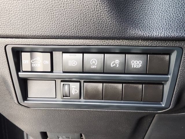 Used 2025 Toyota Tundra SR5 AWD/4WD image 19