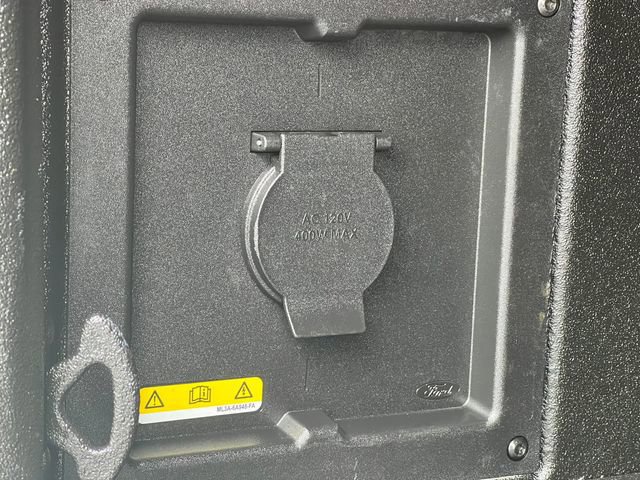 Certified 2022 Ford F150 Raptor w/ Equipment Group 801A High image 16