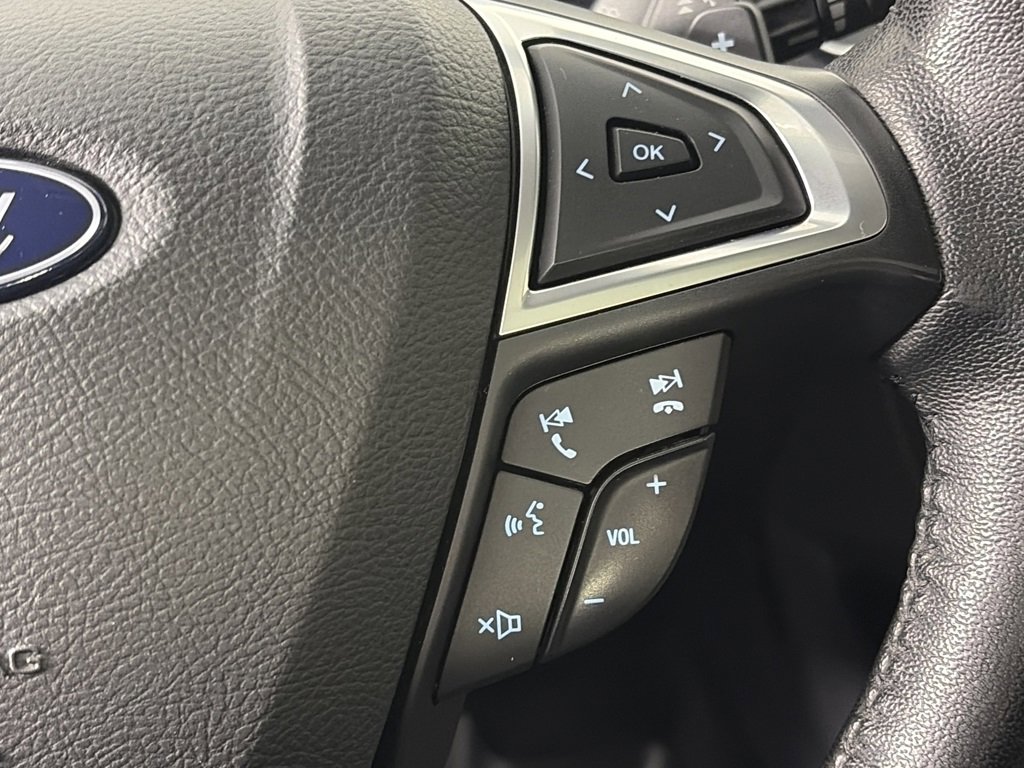 Certified 2018 Ford Fusion SE w/ Fusion SE Technology Package image 18