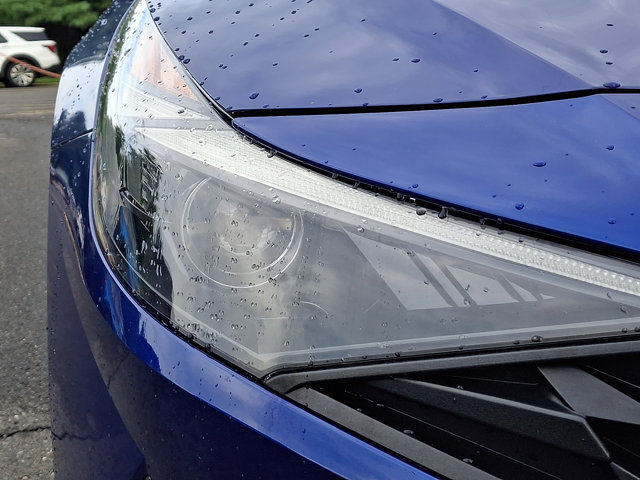 Used 2023 Hyundai Elantra SEL FWD image 14