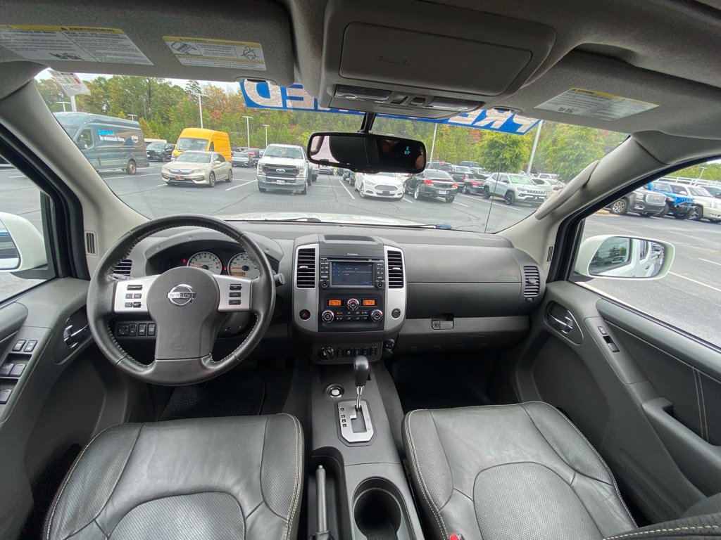 Used 2020 Nissan Frontier PRO-4X w/ Pro-4x Utility Package AWD/4WD image 27