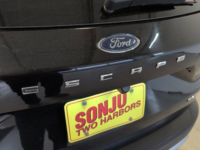 Certified 2023 Ford Escape Platinum image 33