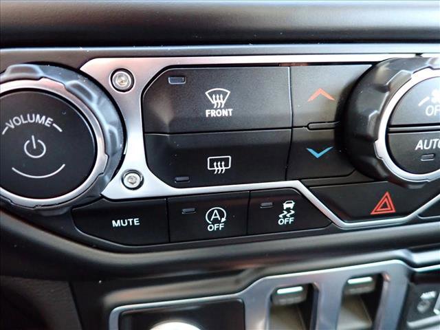 Used 2023 Jeep Wrangler Rubicon AWD/4WD image 19