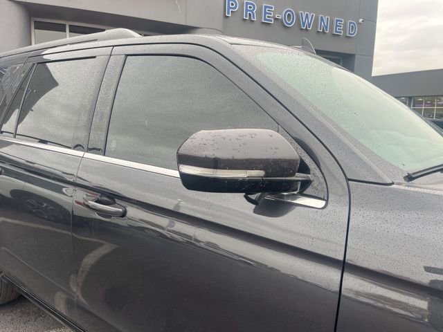 Certified 2022 Ford Expedition Max Limited image 9