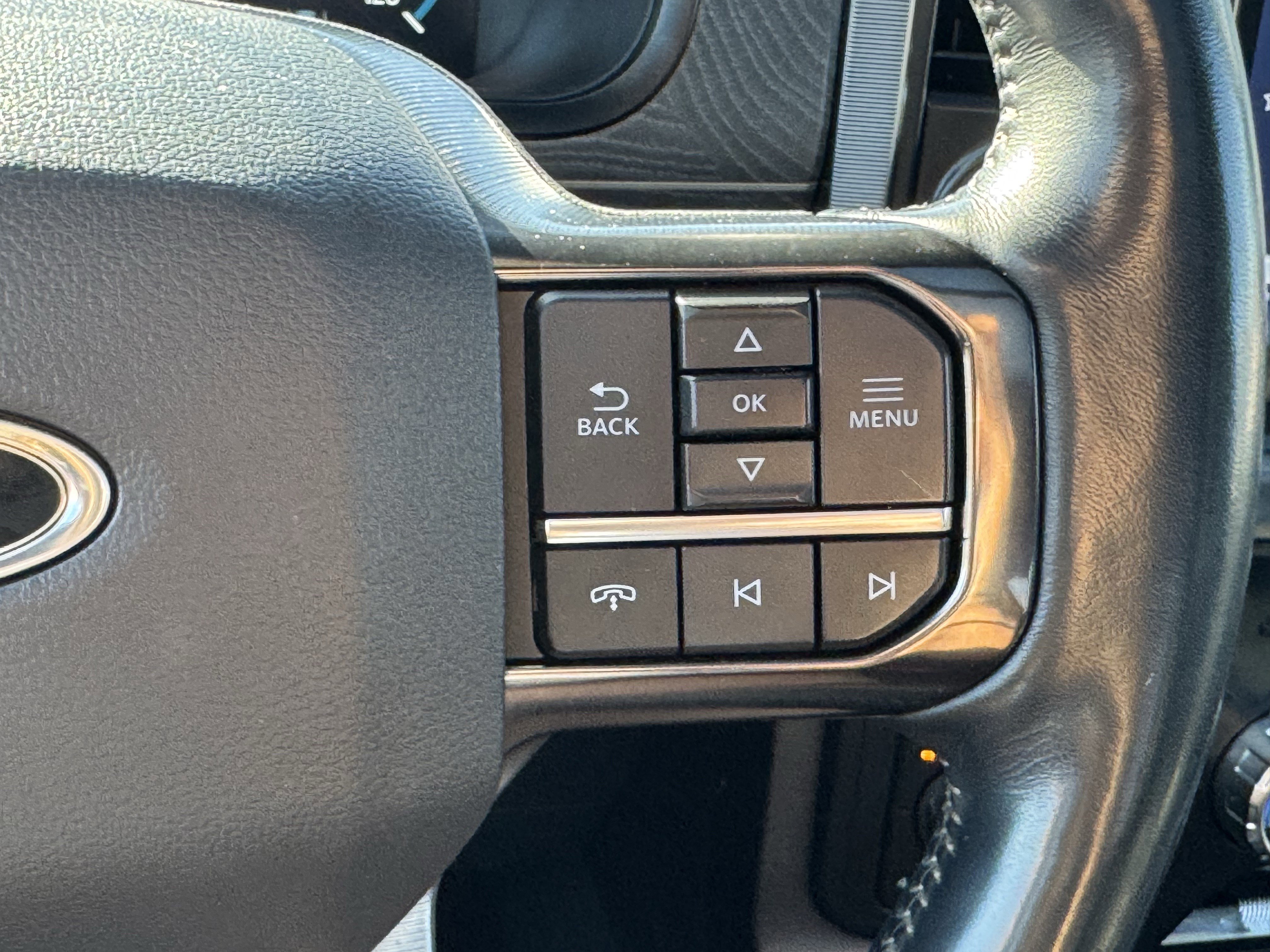 Certified 2023 Ford F150 Platinum w/ Equipment Group 701A High image 18