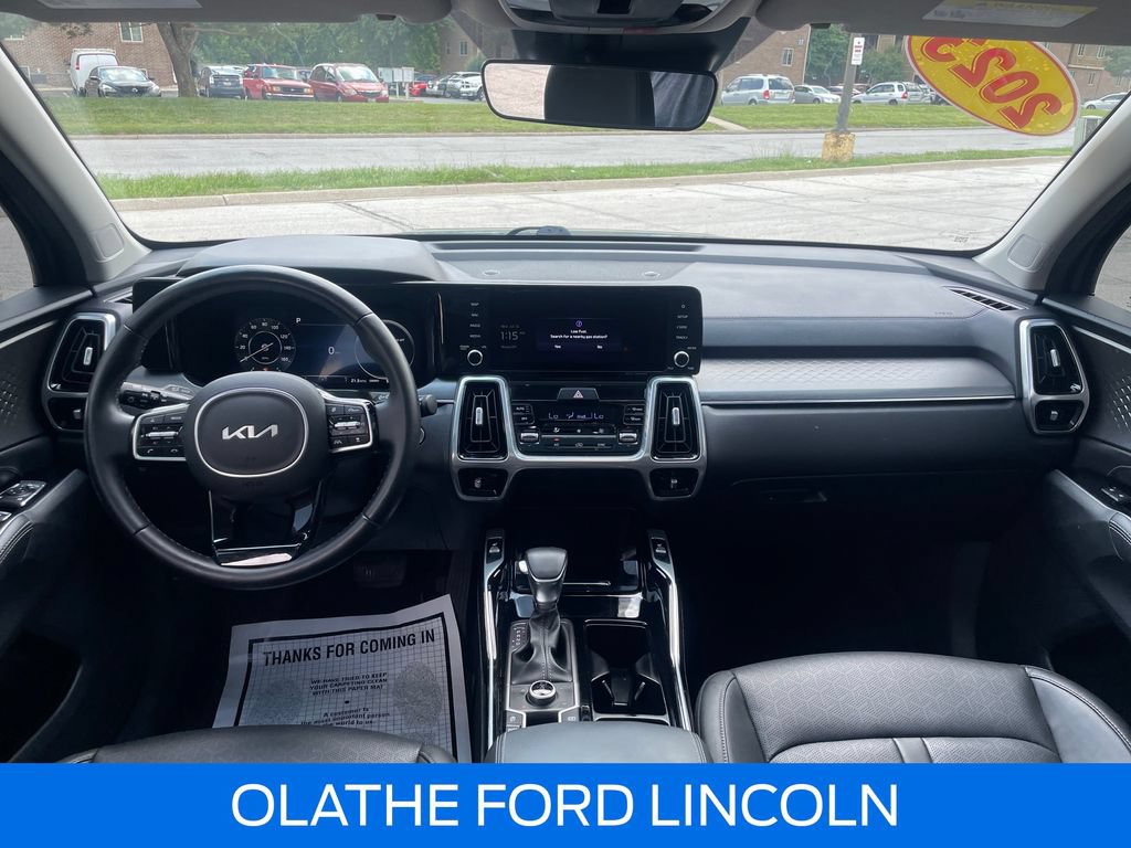 Used 2023 Kia Sorento SX AWD/4WD image 18