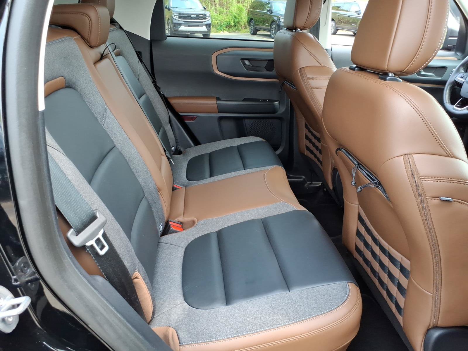 Certified 2023 Ford Bronco Sport Outer Banks w/ Tech Package AWD/4WD image 9
