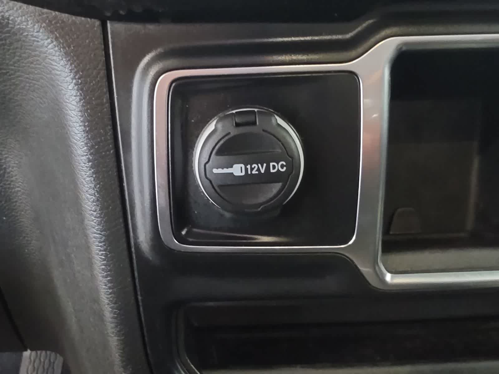 Used 2023 Jeep Wrangler Sport AWD/4WD image 17