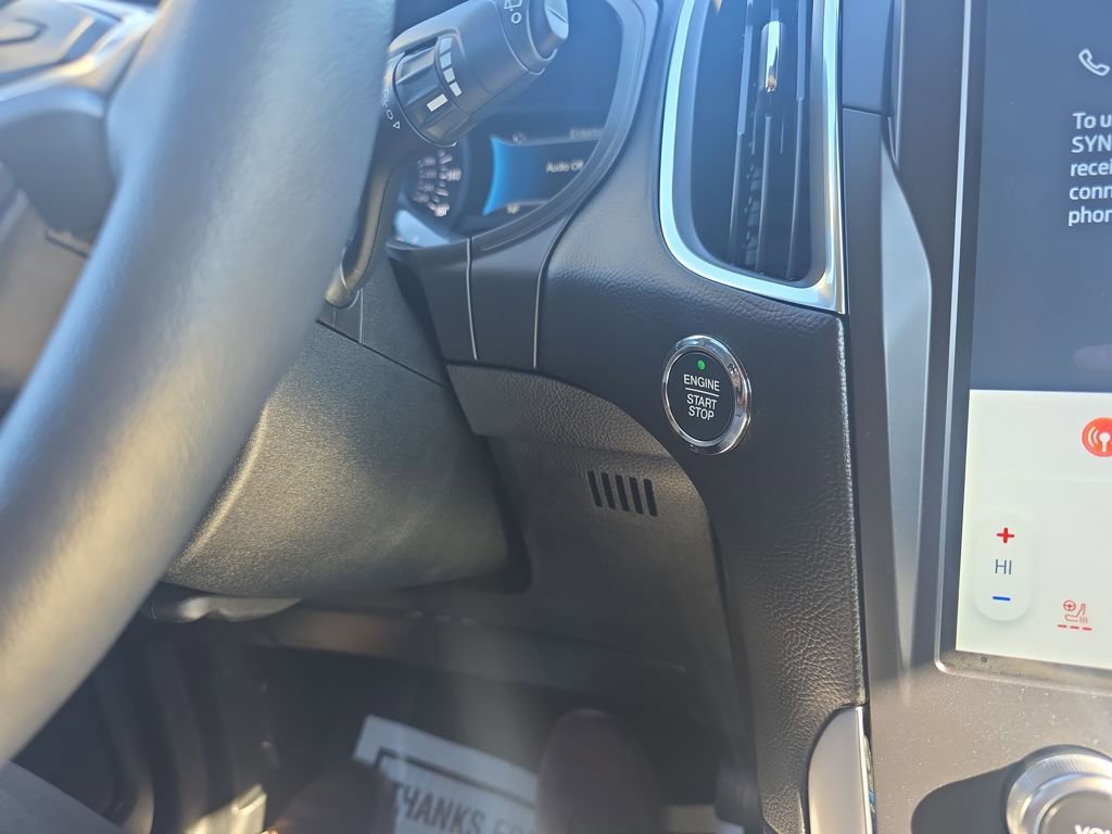 Certified 2024 Ford Edge Titanium image 30