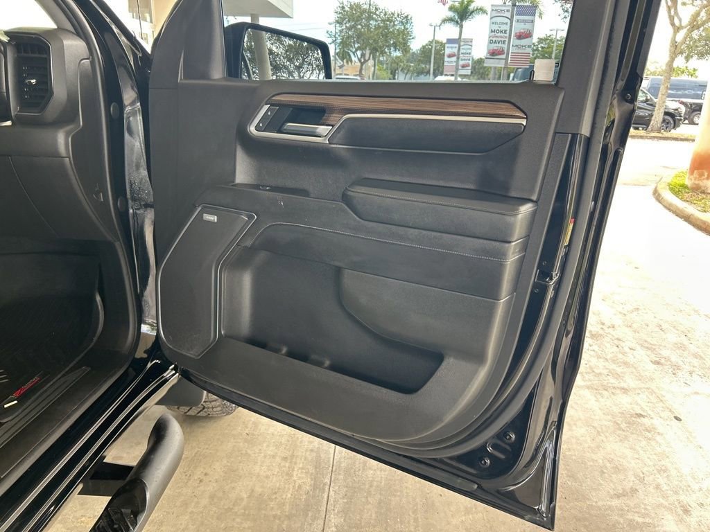 Used 2022 Chevrolet Silverado 1500 LT Trail Boss w/ LT Trail Boss Premium Package image 31